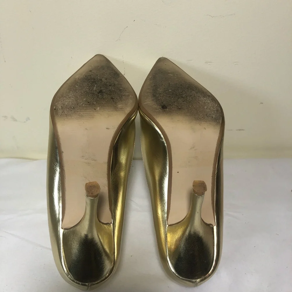 Wild Diva Metallic Gold Pointed Toe Heels - Picture 5 of 6